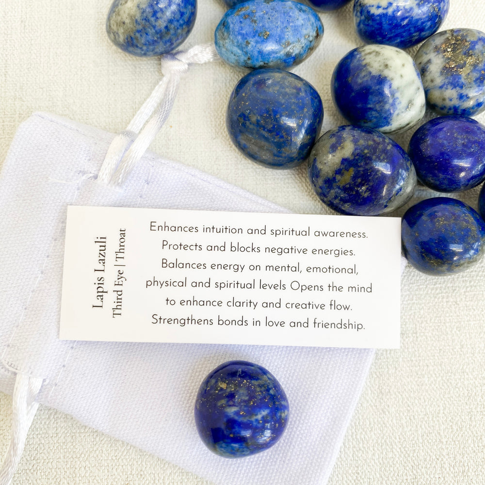 Lapis Lazuli tumblestone (with description card)