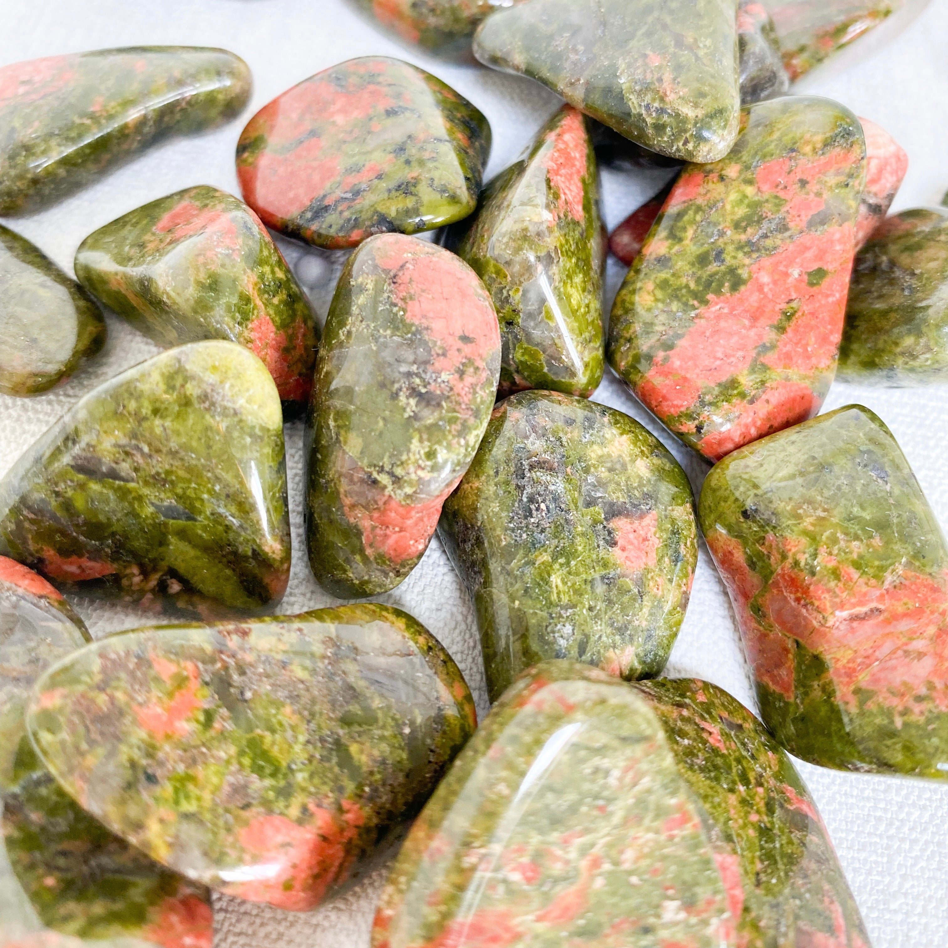 Unakite Tumblestone(with description card)